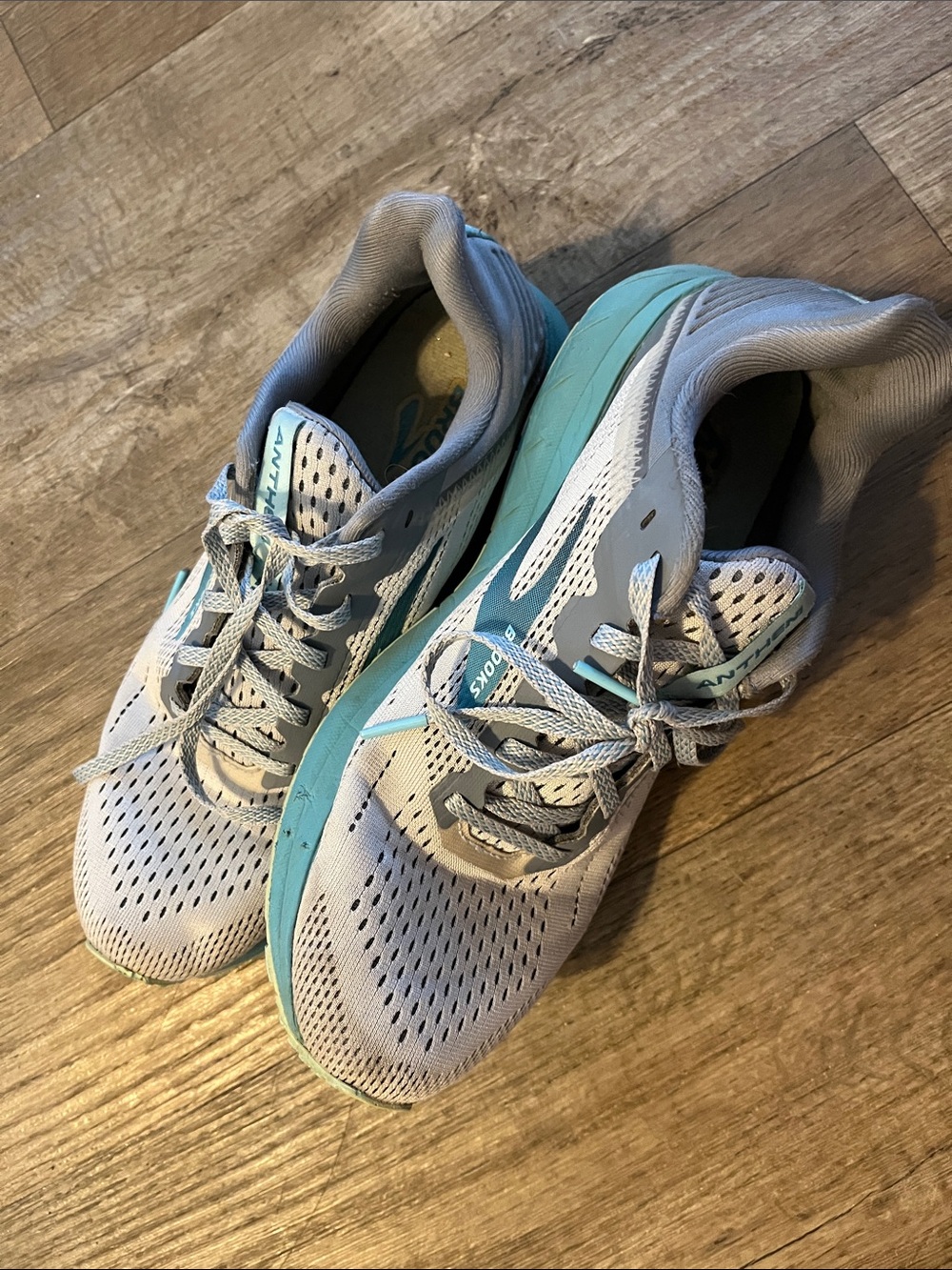 Brooks DNA Anthem Light Blue and Gray Women's Running Shoes - Cushion Support